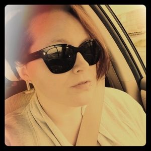 Meet your Posher, Candice